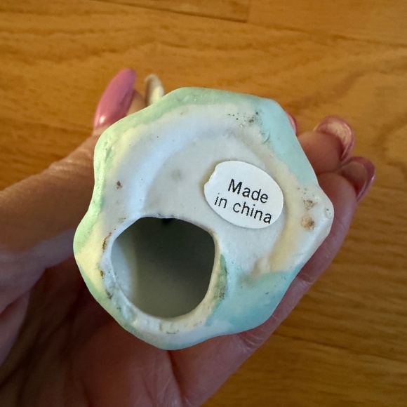 Artmark Collection Set of 6 Porcelain Angels Playing Instruments - Picture 14 of 15